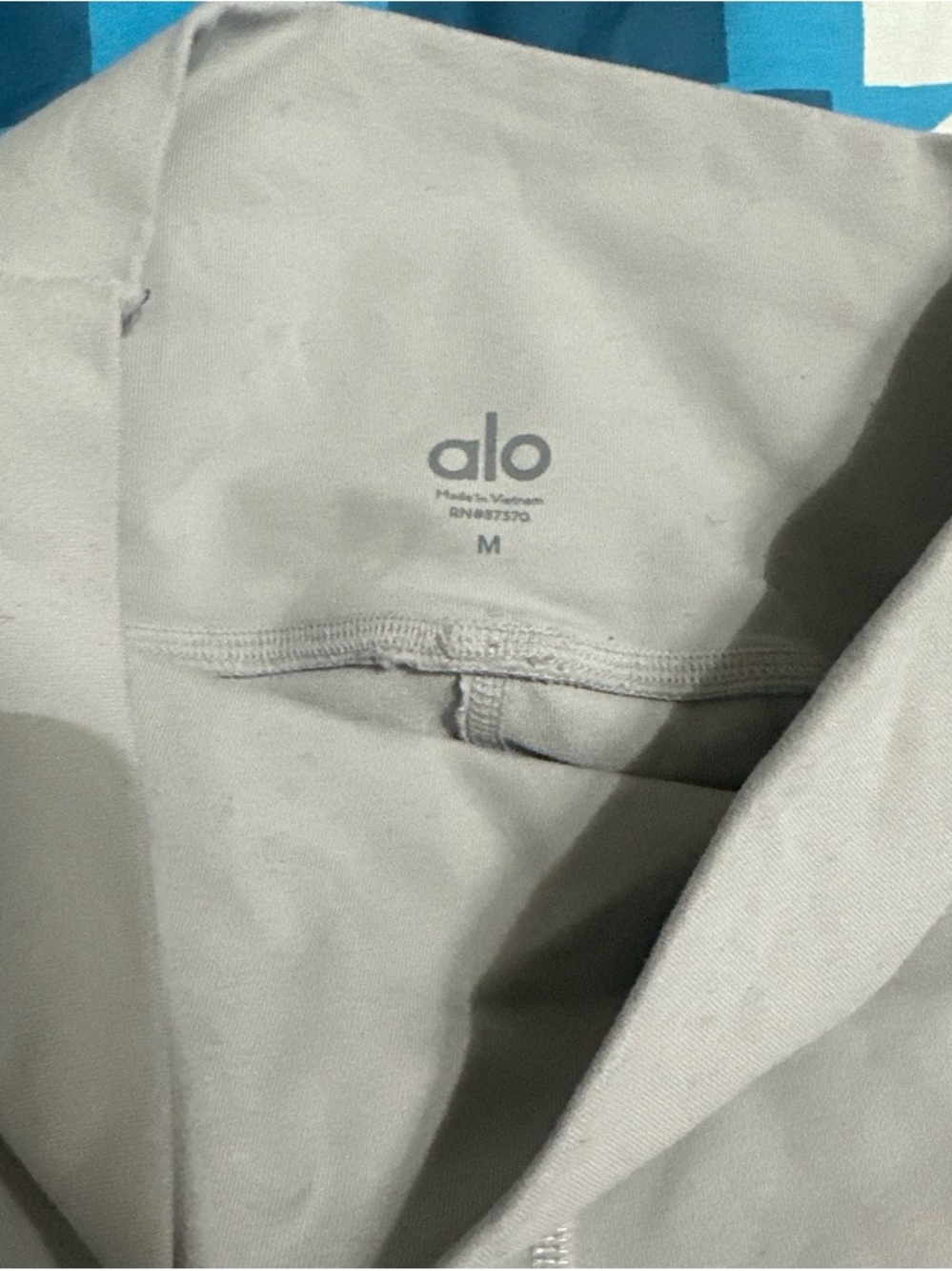 ALO Yoga Women's Leggings - Light Gray
